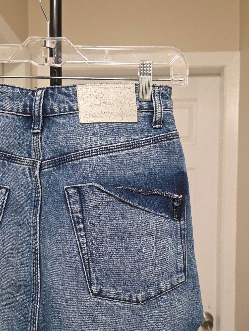 Oneteaspoon High-Rise Distressed Denim Shorts in Faded Blue - Picture 7 of 8